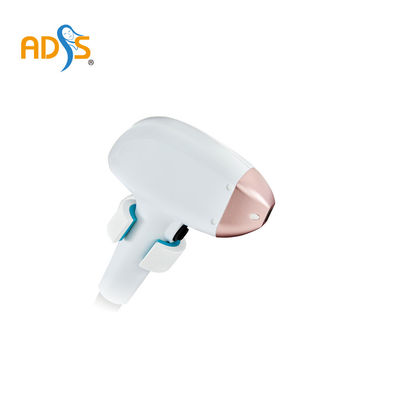 Máquina de remoção de pelos de diodo a laser de três comprimentos de onda