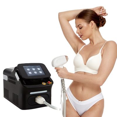 Máquina de remoção de pelos de diodo a laser de três comprimentos de onda