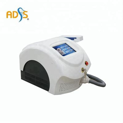 Máquina da remoção da tatuagem do laser de Yag do interruptor do OEM/ODM Q 2 anos de garantia