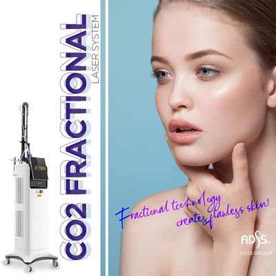 Laser fracionário Vaginal Tightening Machine do CO2, equipamento da beleza do laser do CO2 refrigerar de ar